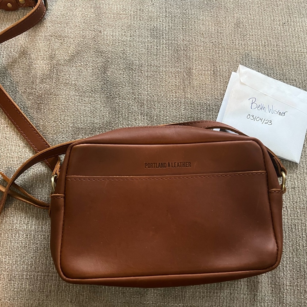 Brand New Premium Honey Toaster Crossbody Bag